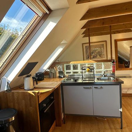 Annexe Lodge Cottage In ดรายเมน ภายนอก รูปภาพ